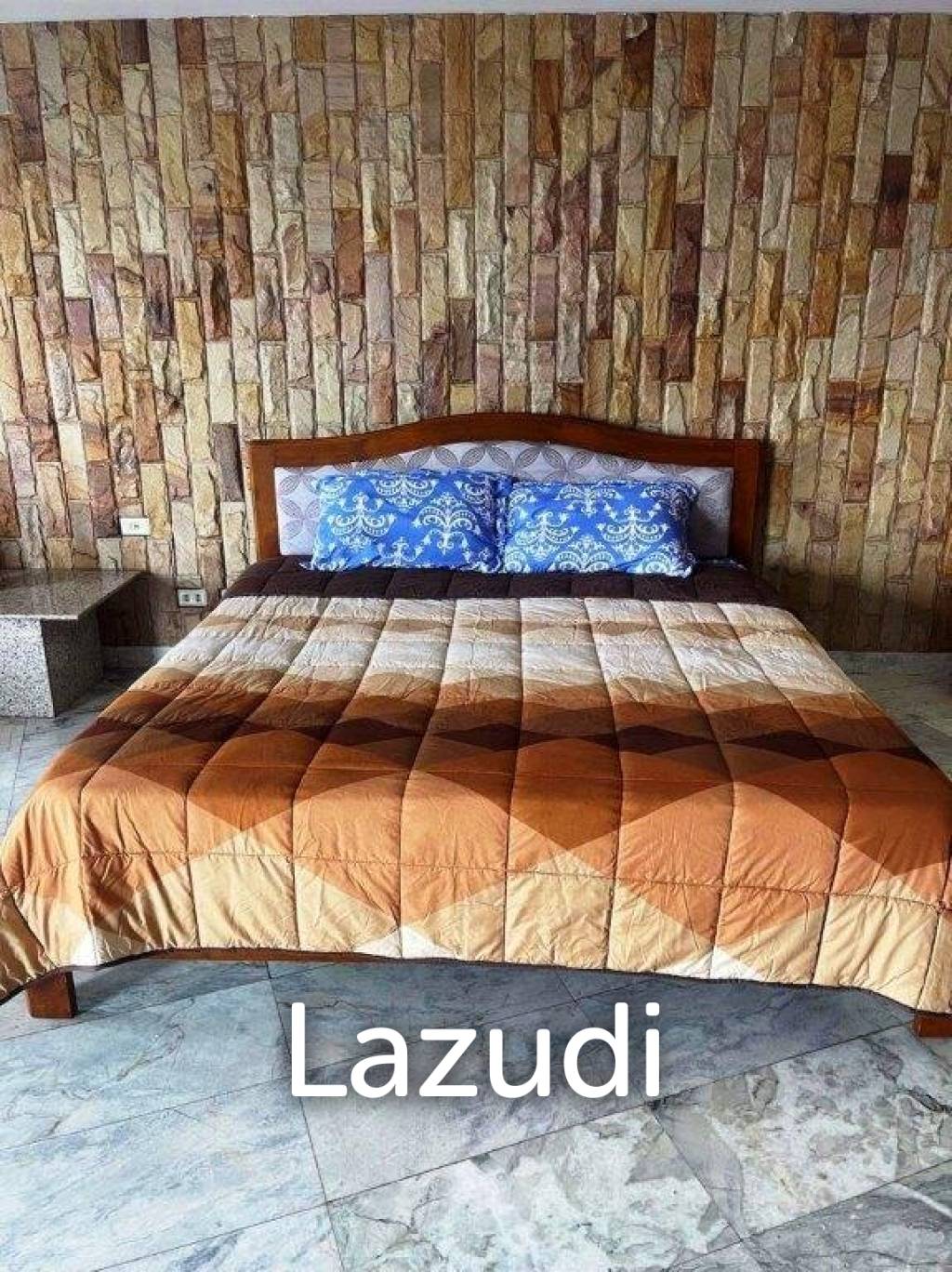 Pool, Ocean, Mountain view 70sqm, Studio.