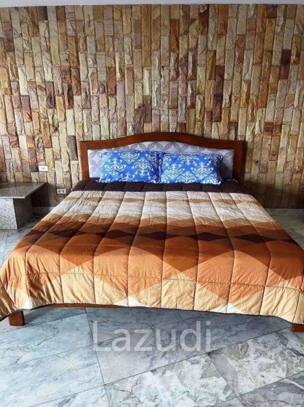 Pool, Ocean, Mountain view 70sqm, Studio.