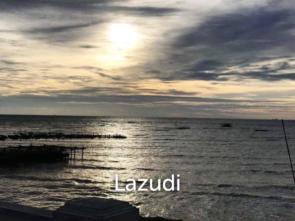 Pool, Ocean, Mountain view 70sqm, Studio.
