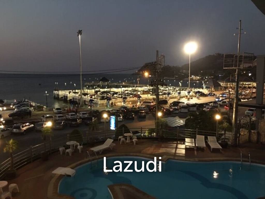 Pool, Ocean, Mountain view 70sqm, Studio.