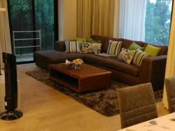 O2 Hip Condominium Ploenchit