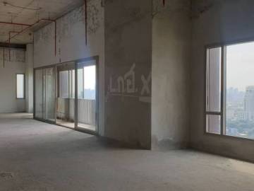 Bare-shell Penthouse Ashton 38