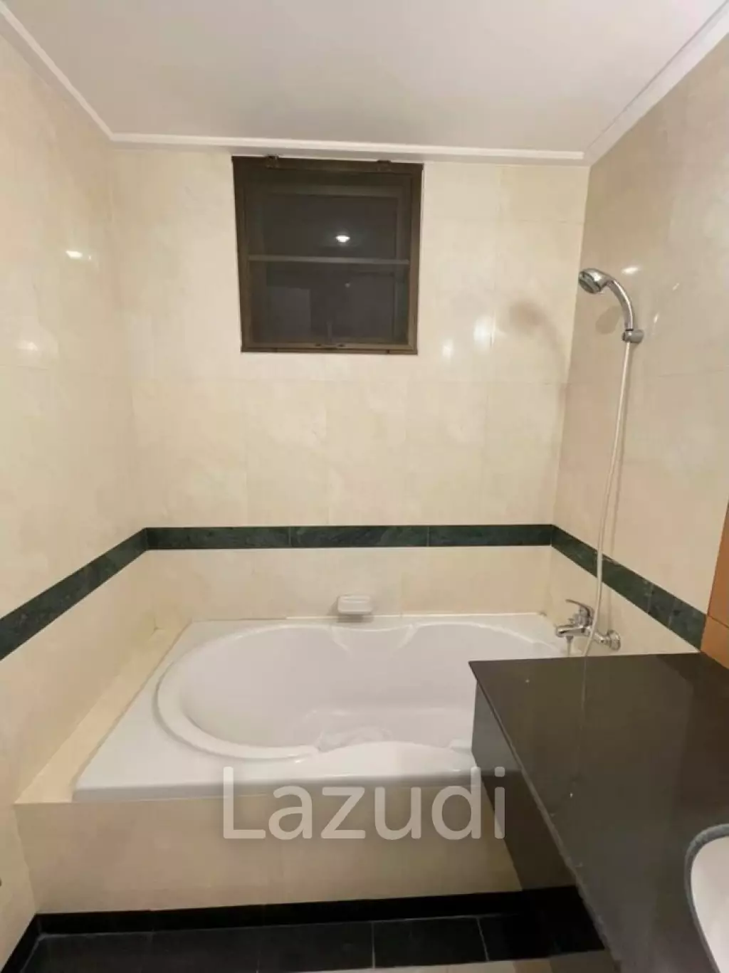 85 Sqm 2 Bed 2 Bath Condo For Sale and Rent