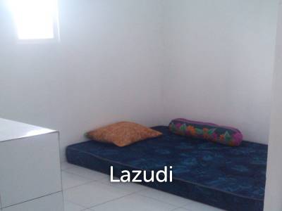 Kost Dekat Bandara Adisutjipto, XT Square, Gembira Loka Zoo dan Universitas Ahmad Dahlan