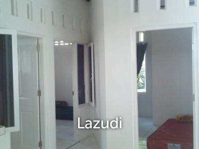 Kost Dekat Bandara Adisutjipto, XT Square, Gembira Loka Zoo dan Universitas Ahmad Dahlan