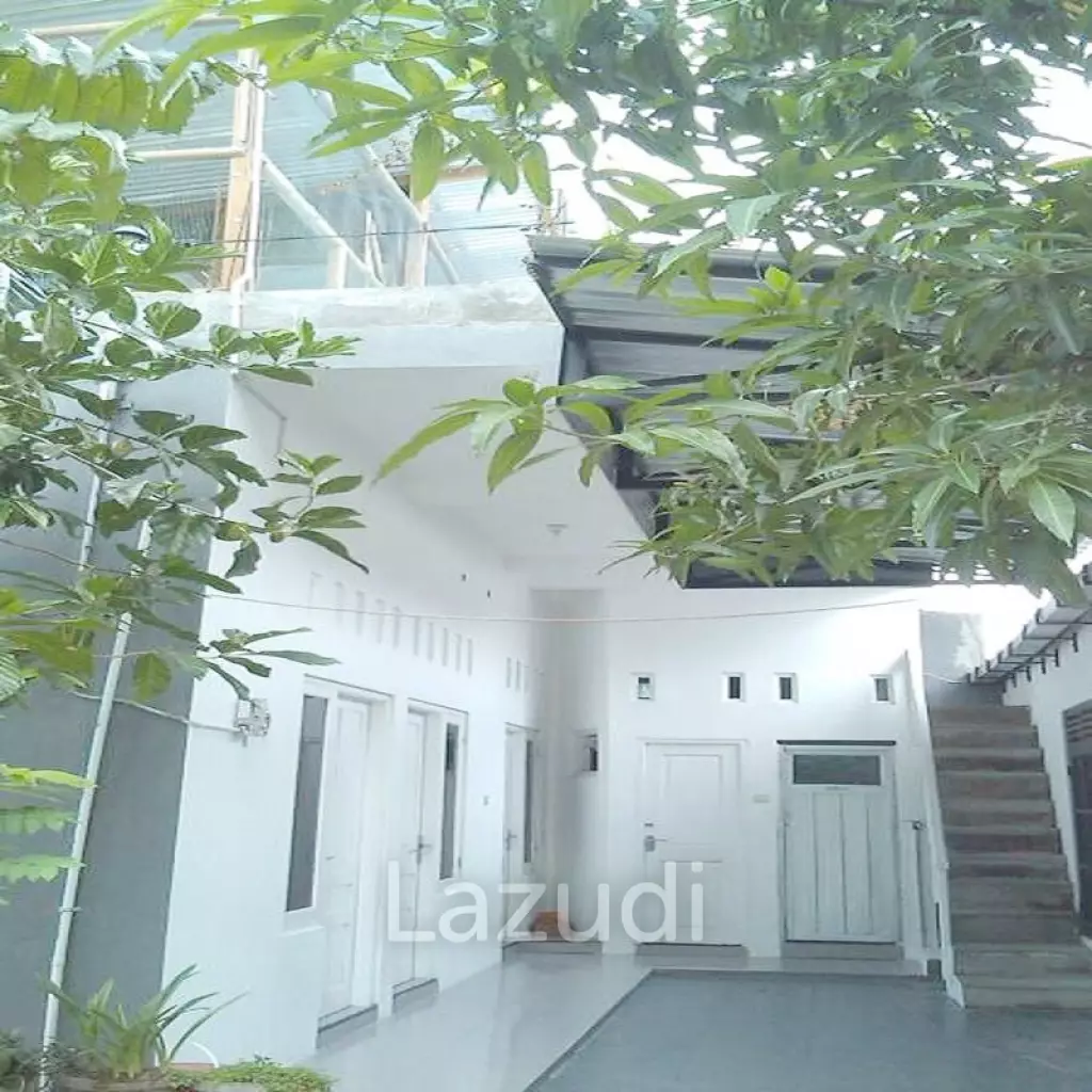 Kost Dekat Bandara Adisutjipto, XT Square, Gembira Loka Zoo dan Universitas Ahmad Dahlan