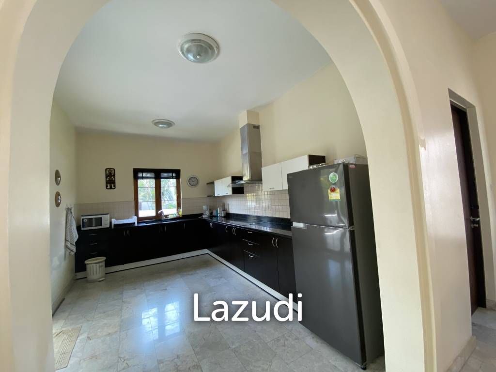 1,058 Sqm 4 Bed 4 Bath Villa For Sale