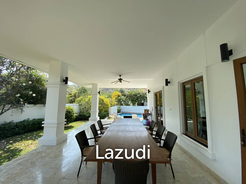 1,058 Sqm 4 Bed 4 Bath Villa For Sale