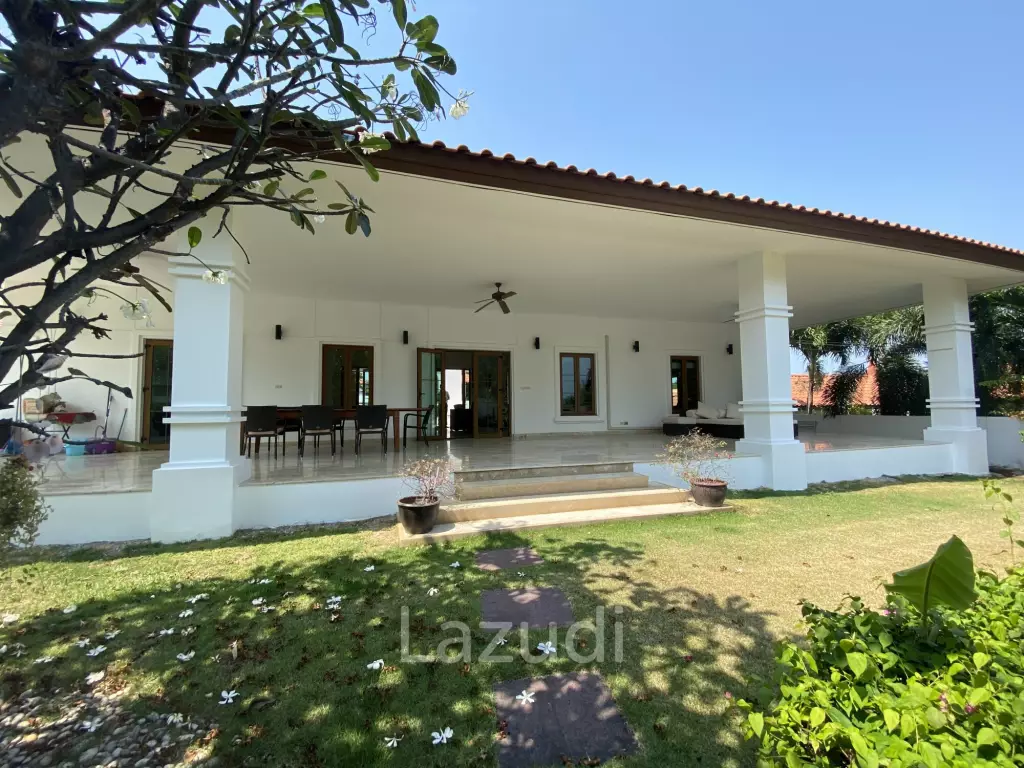 Well located 4 bed pool villa on Banyan Residence
