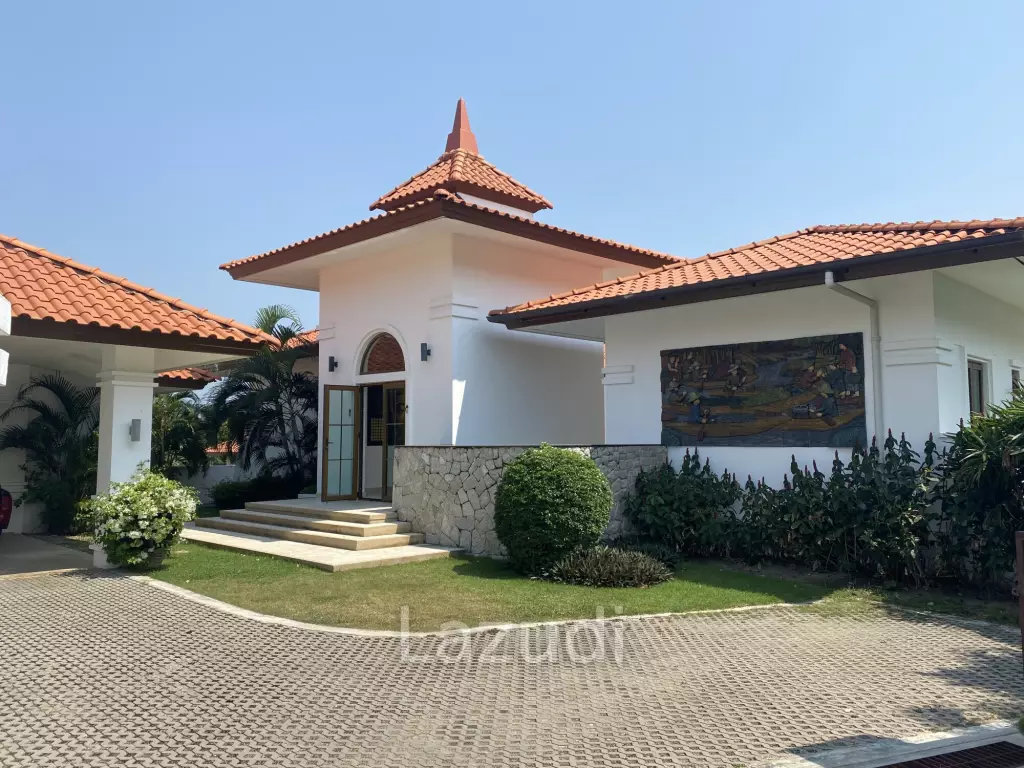 Well located 4 bed pool villa on Banyan Residence