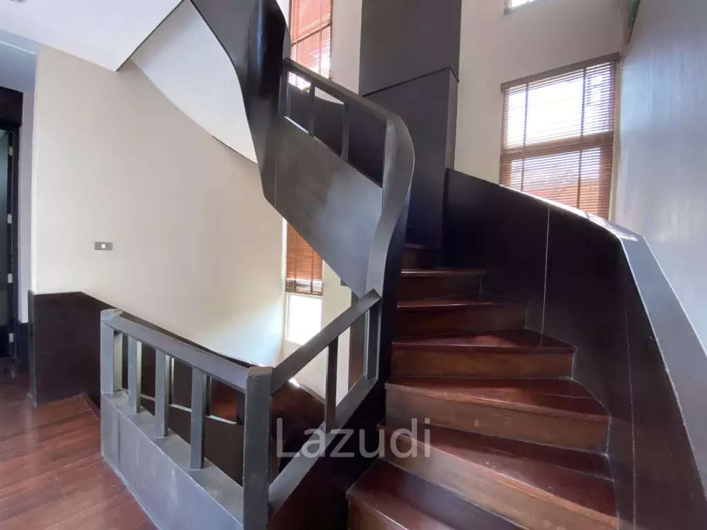 4 Bed 3 Bath 640 SQ.M Nakawari Village