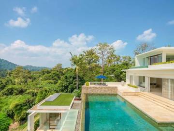 5-Bedroom Luxury Pool Villa on Choeng Mon Peninsular