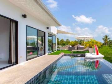 Bargain 4 Bedroom Pool Villa on Chaweng Hillside