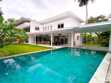 Luxury Pool Villa with Cinema Room in Chaweng Noi