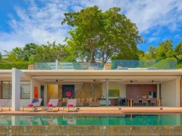 Oceanfront Ultra Luxury Pool Villa in Choeng Mon
