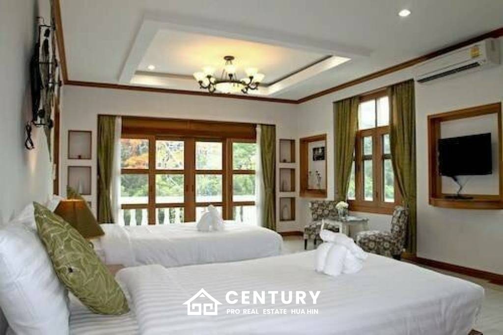 Small hotel near the beach