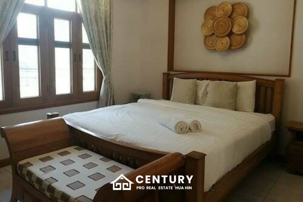 Small hotel near the beach