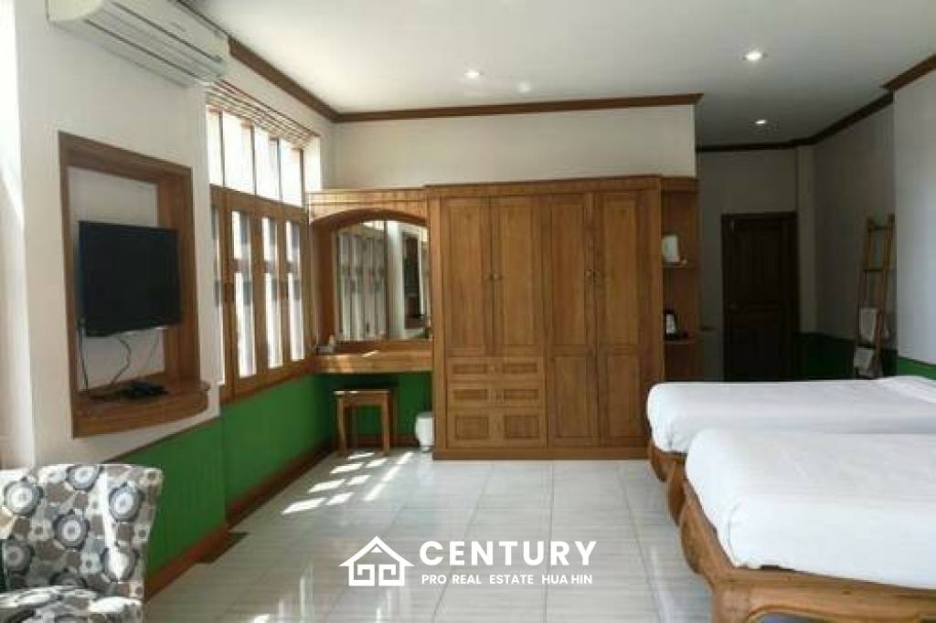 Small hotel near the beach