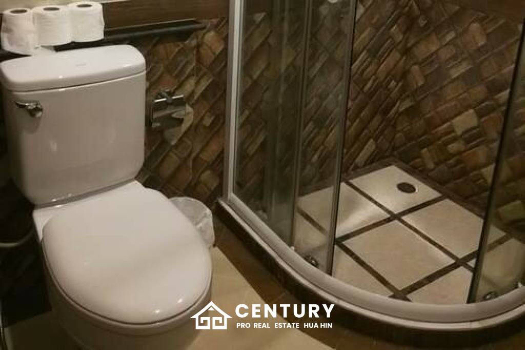 Small hotel near the beach