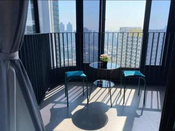Ideo mobi asoke 2bed good price !! Near mrt asoke
