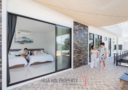 6,590,000 thb pool villa/party villa  4 bedrooms 5 bathrooms 300 SWM