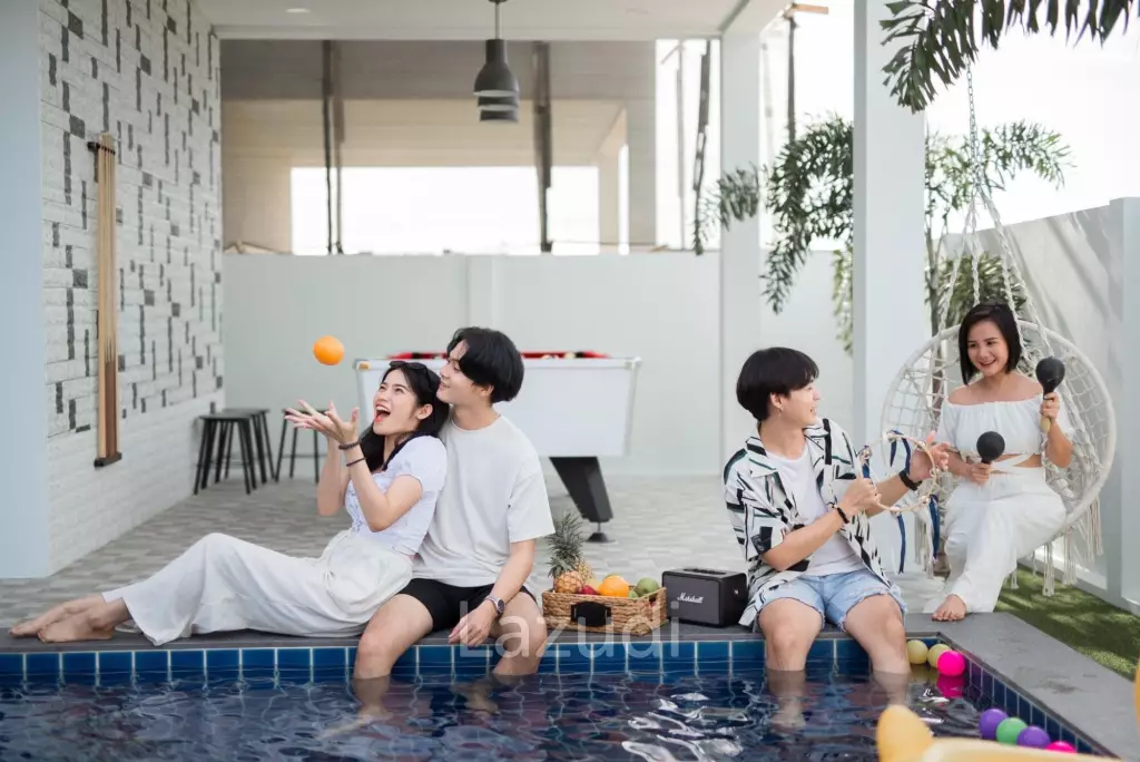 6,590,000 thb pool villa/party villa  4 bedrooms 5 bathrooms 300 SWM