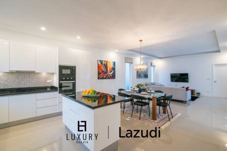 4 bed 274SQM Falcon Hill Luxury Pool Villas