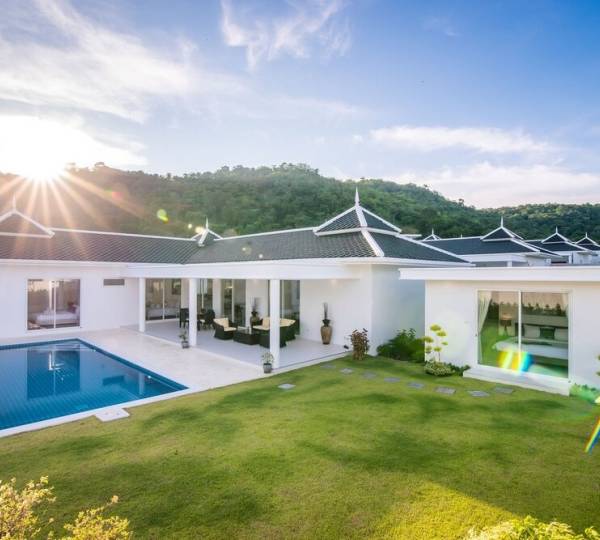 4 bed 274SQM Falcon Hill Luxury Pool Villas 4 bed 274SQM Falcon Hill Luxury Pool Villas