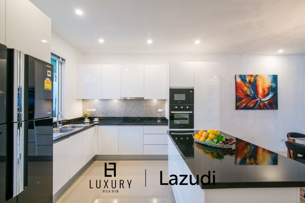 4 bed 274SQM Falcon Hill Luxury Pool Villas