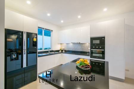 4 bed 274SQM Falcon Hill Luxury Pool Villas