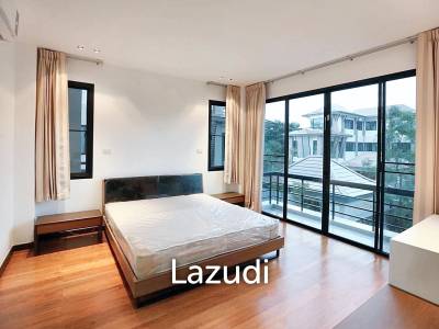 3 Bedrooms 4 Bathrooms 400 SQ.M Willow 49