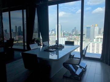 2 bedroom Ideo Q Siam Ratchathewi with Private Lift for sale