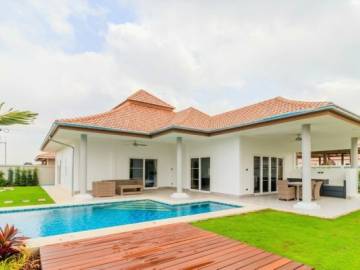 3 Bedroom 2 Bathroom Pool Villa at Mali Prestige