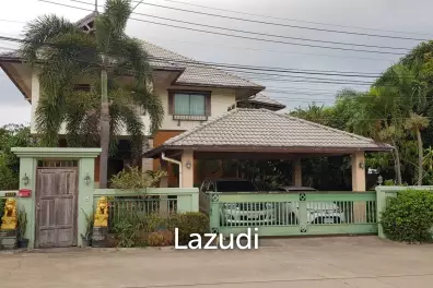 4 Beds 5 Baths Single House at Pattaya