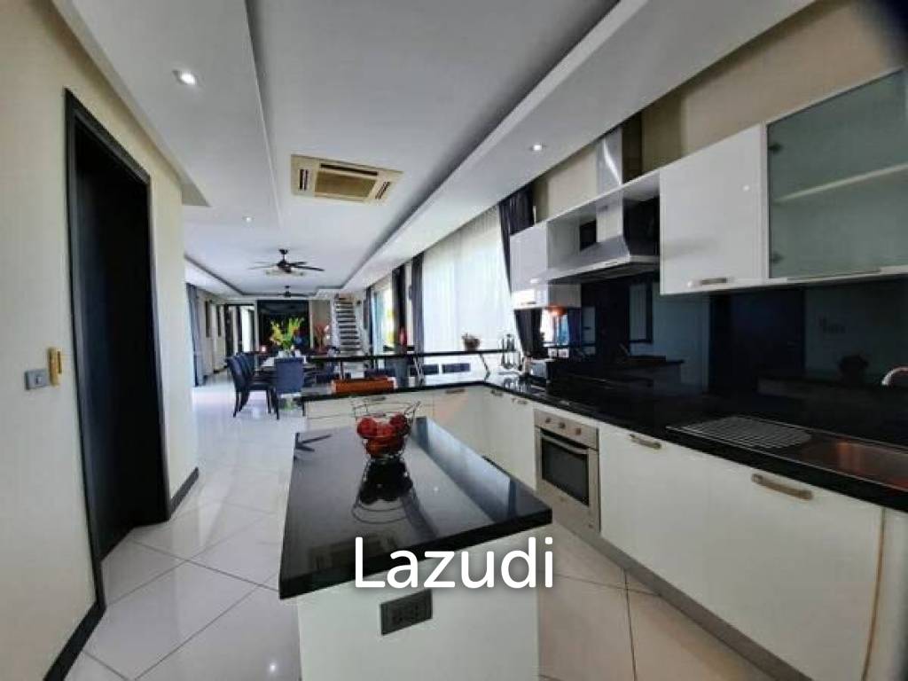 5 Bedroom Luxury Modern Pool Villa near Jomtien