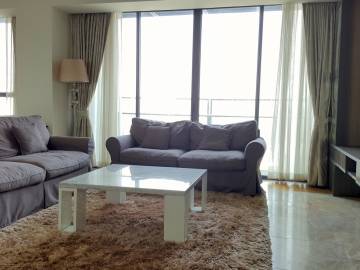 The Met Sathorn for rent