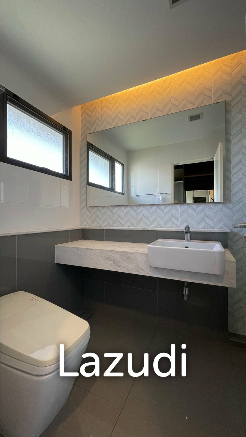 172 Sqm Detached house For sale with tenant at Manthana Bangna KM 7