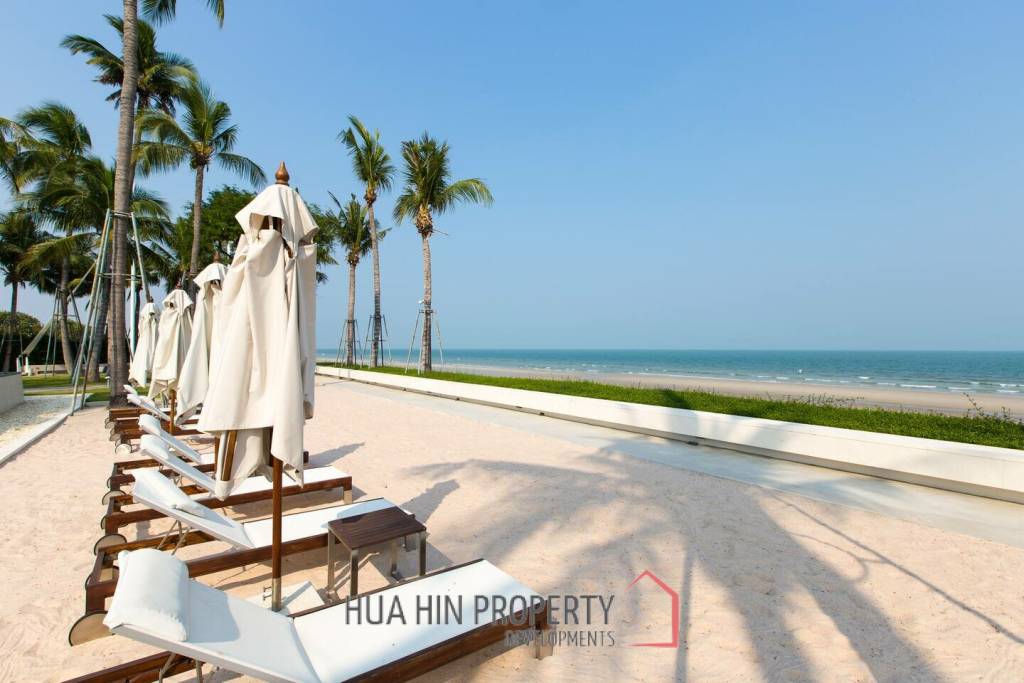 **Beach front** Beautiful Beach front  2 bedrooms condo  12.95MB