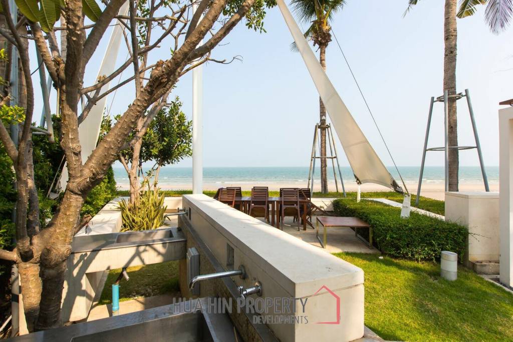 **Beach front** Beautiful Beach front  2 bedrooms condo  12.95MB