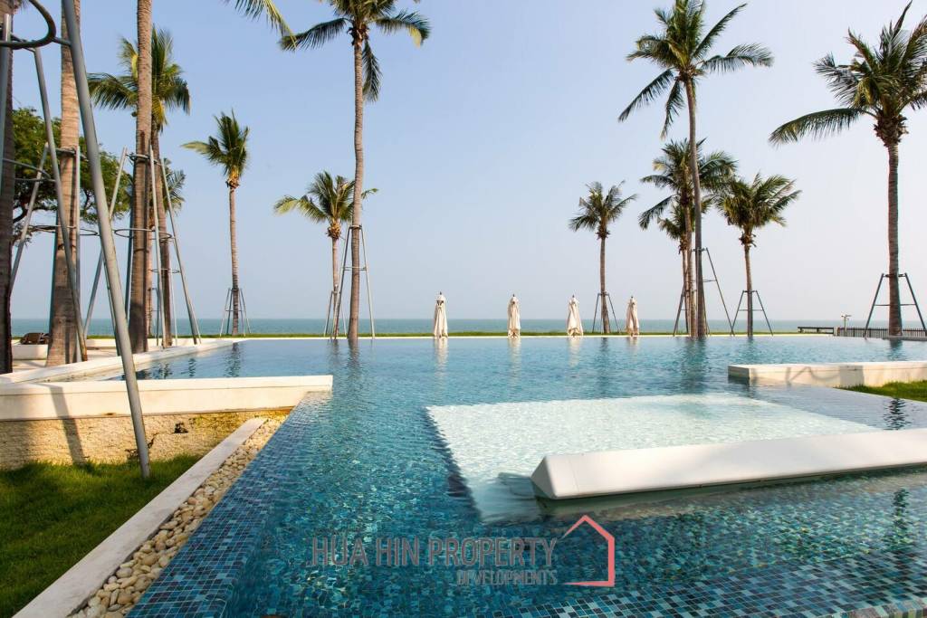 **Beach front** Beautiful Beach front  2 bedrooms condo  12.95MB