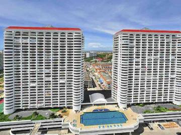 Pending sale Big Studio Room for Sale in Jomtien Complex