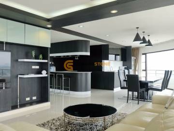 3 Bedroom Condo in Krisda Golden Condotel in Na Jomtien