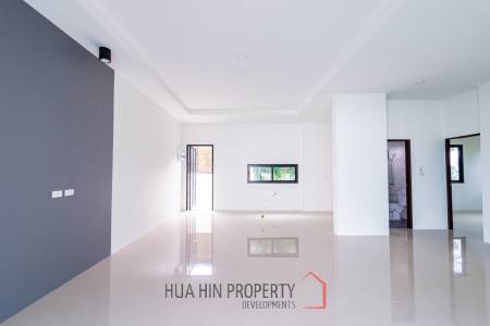 3 Bed 3 Bath 196 SQ.M Huguh Home Pool Villa Cha-Am