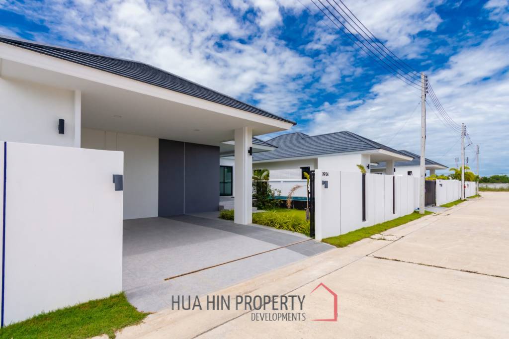 3 Bed 3 Bath 196 SQ.M Huguh Home Pool Villa Cha-Am