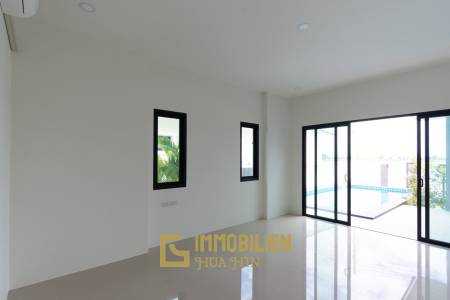 3 Bed 3 Bath 196 SQ.M Huguh Home Pool Villa Cha-Am