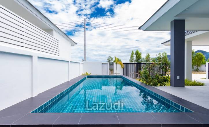 3 Bed 3 Bath 196 SQ.M Huguh Home Pool Villa Cha-Am