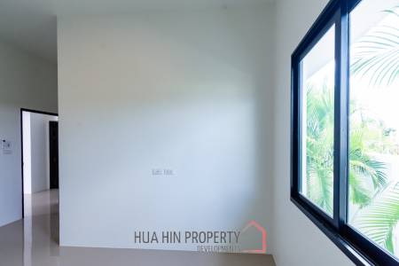 3 Bed 3 Bath 196 SQ.M Huguh Home Pool Villa Cha-Am