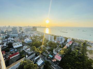 Centric sea pattaya penthouse for rent and for sale 3 Bed