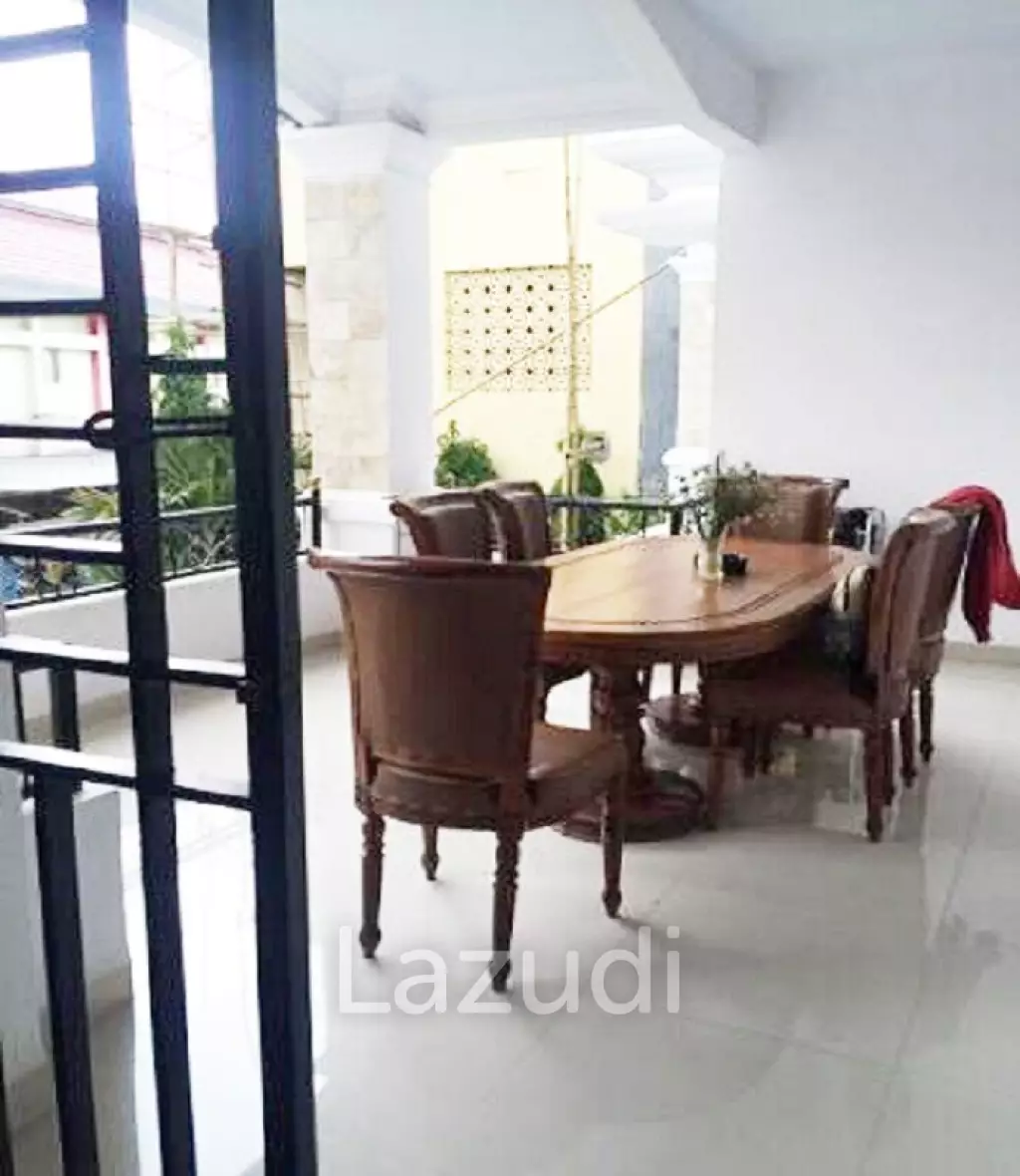 Kost Dekat UNM Universitas Negeri Makassar, Mall Panakkukang + Universitas Muslim Indonesia