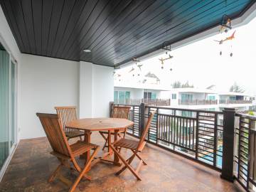 Direct Sea View - 2 Bed Unit At Beach Palace Cha Am